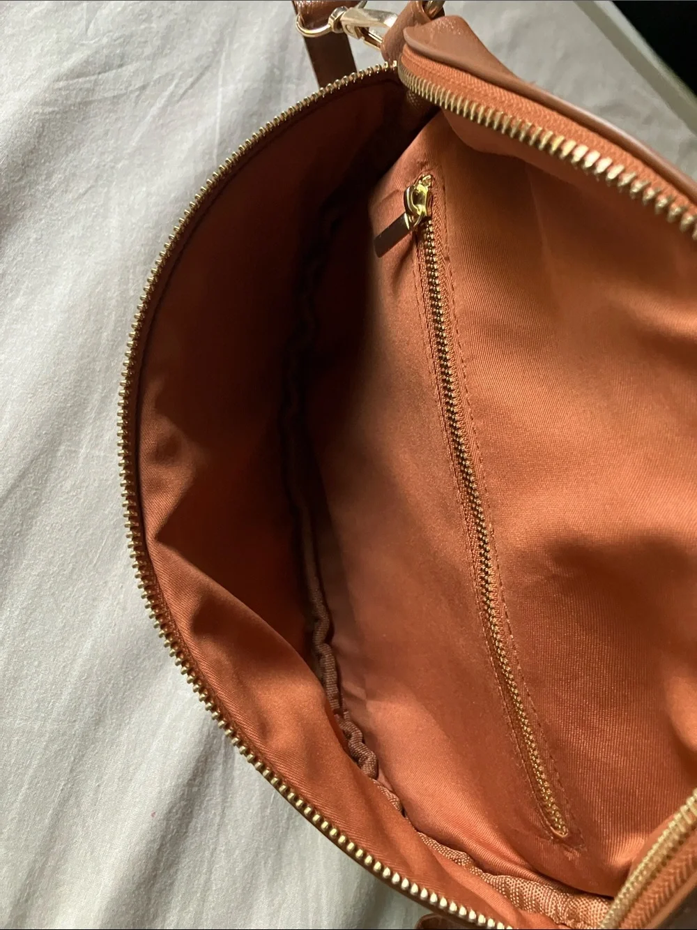 Aegis RFID EMF Blocking Vegan Leather Crossbody Bag Cognac
